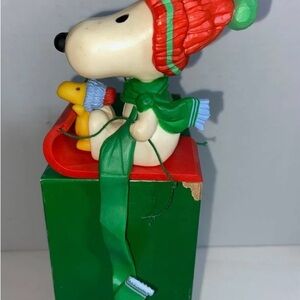 Vintage 1965 UFS, Inc. SNOOPY & WOODSTOCK Hallmark Stocking Hanger